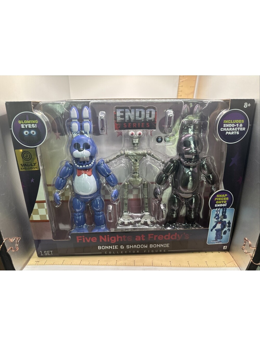 Five Nights at Freddy’s Endo-01 (Classic Bonnie and Shadow Bonnie) Figure Set
